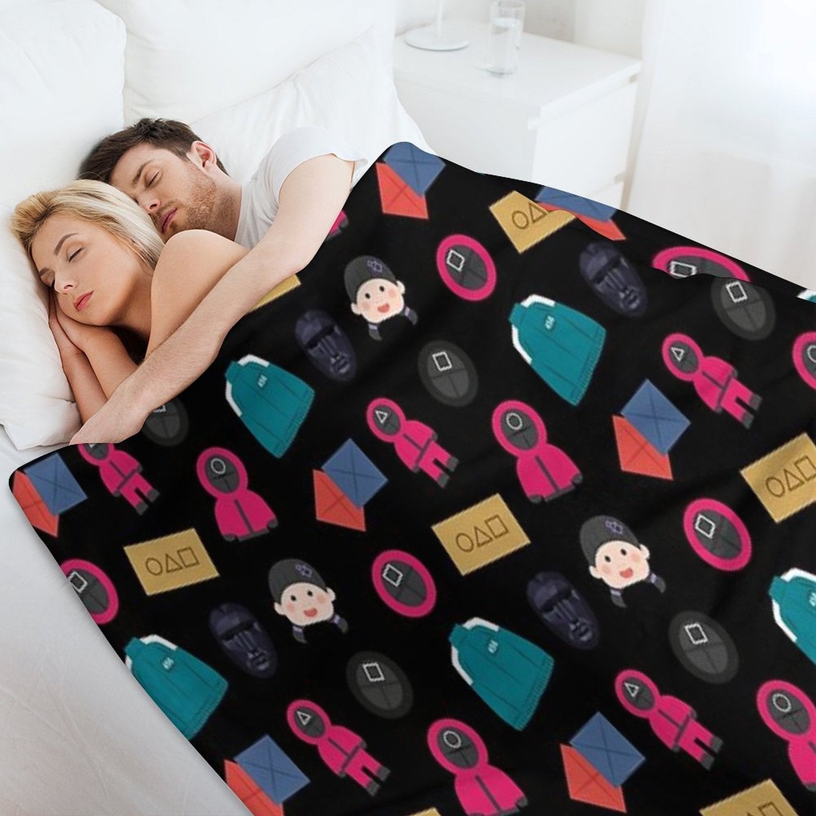 Player 456, Invitation Card, Pink Guard, Frontman, Ddakji, Young Hee Pack Squid Game Netflix Multi-functional Throw Blanket
