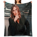Captain Olivia Benson Quick-dry Throw Blanket