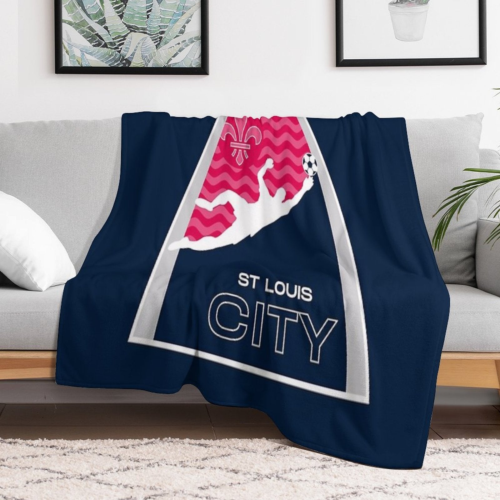 STL Soccer Dive Shrink-resistant Throw Blanket