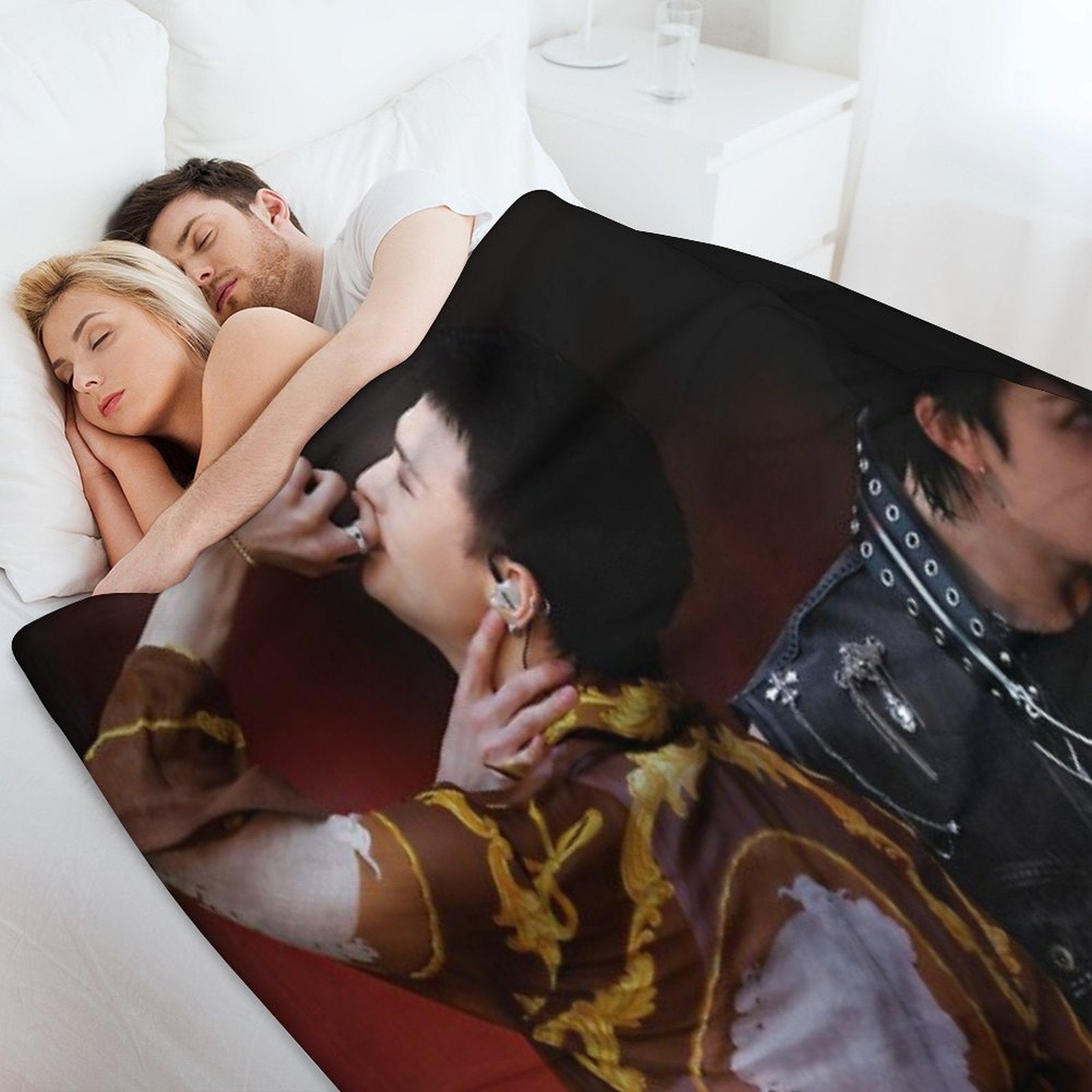 Chan And Hyunjin- Escape Lightweight Throw Blanket