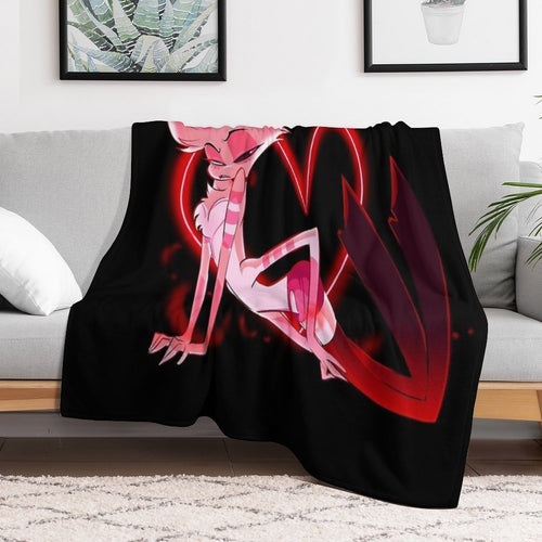 Addict W Heart Machine-washable Throw Blanket