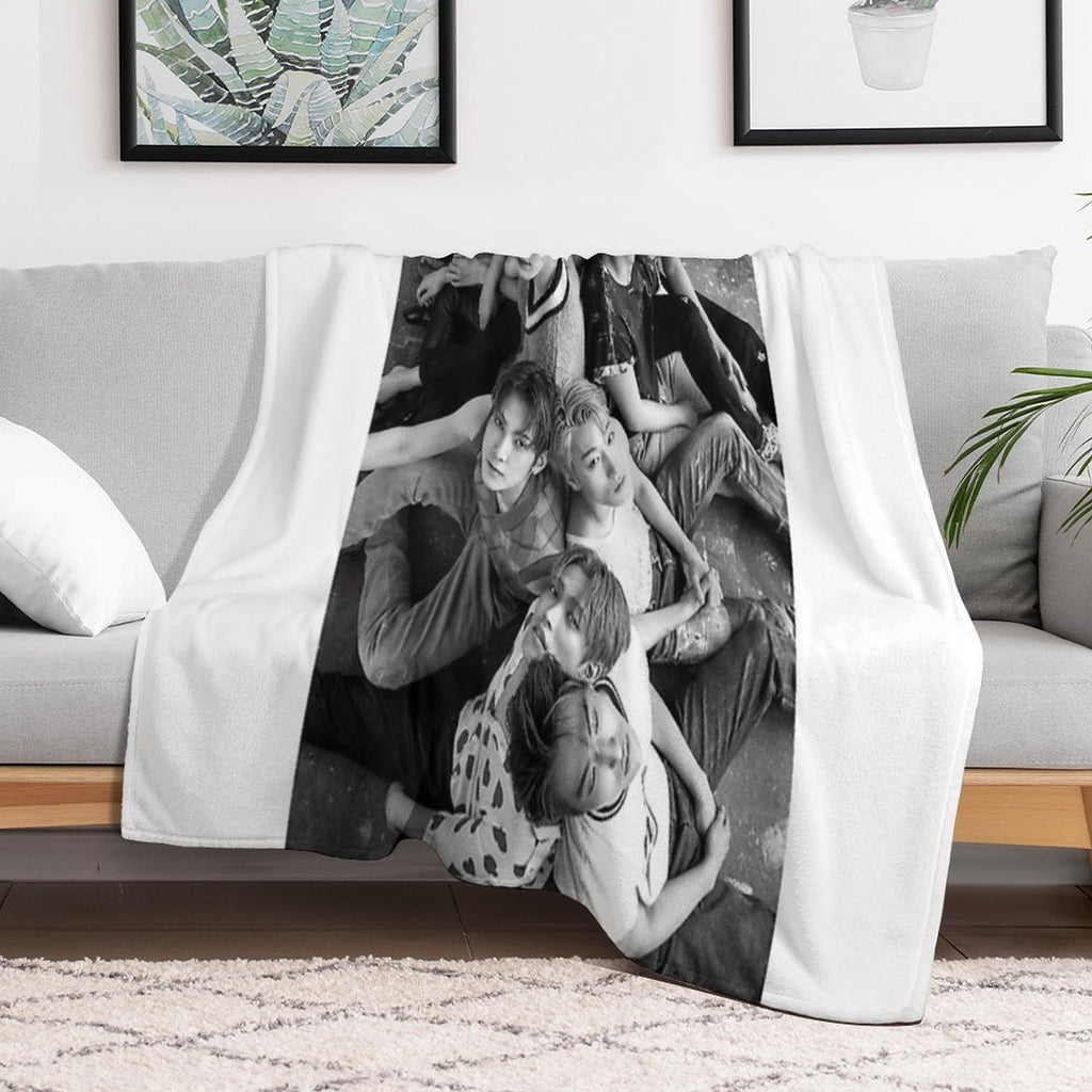 Ateez Multi-functional Throw Blanket