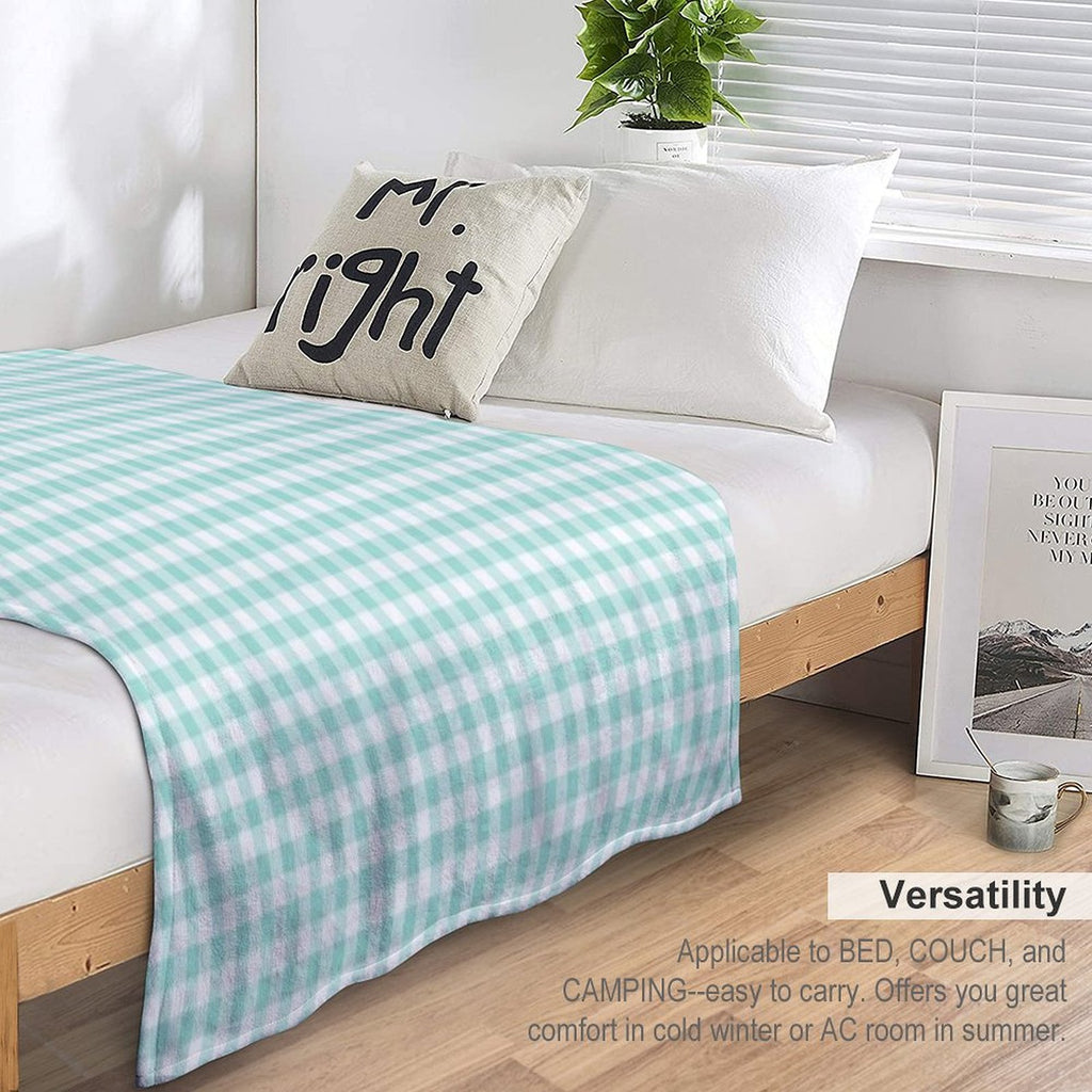 Aqua Gingham Checkered Pattern Design Machine-washable Throw Blanket