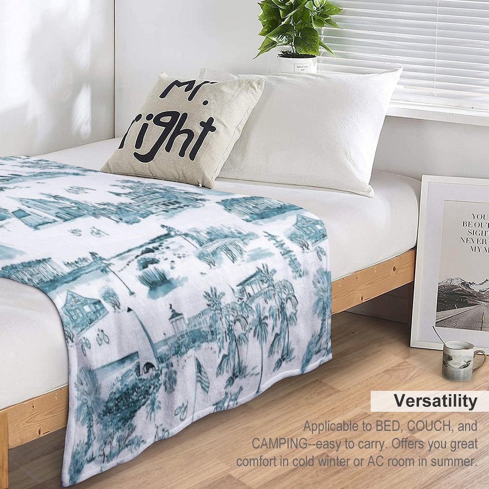 Toile 30A Lightweight Throw Blanket