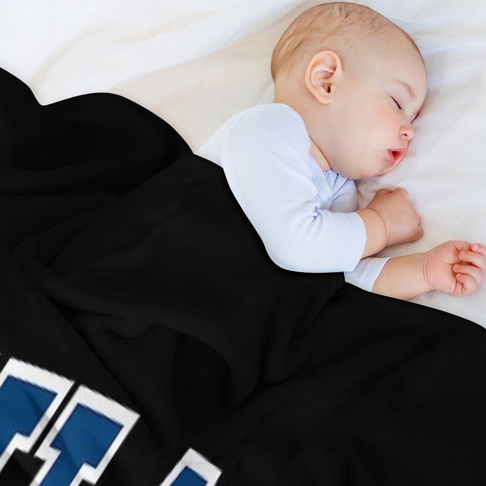 Ithaca - College Font Curved Travel-friendly Throw Blanket