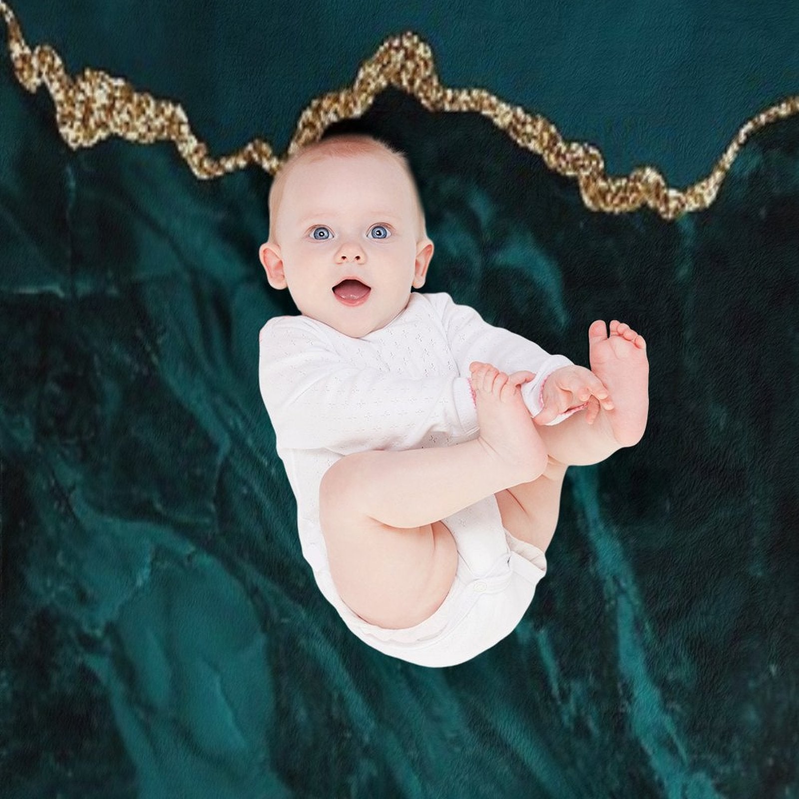Amazing Blue And Teal Faux Malachite Marble Wrinkle-free Throw Blanket
