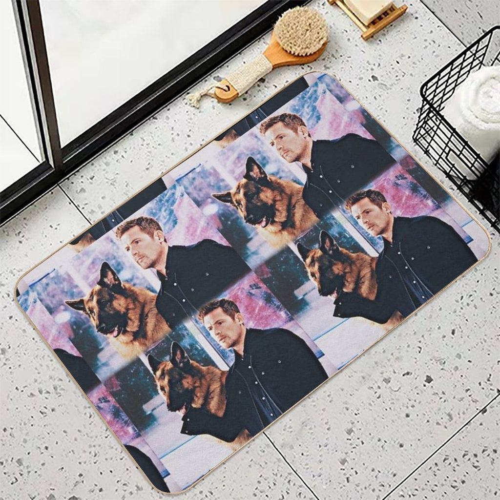 Hudson And Rex  Slip-Resistant Bath Mat