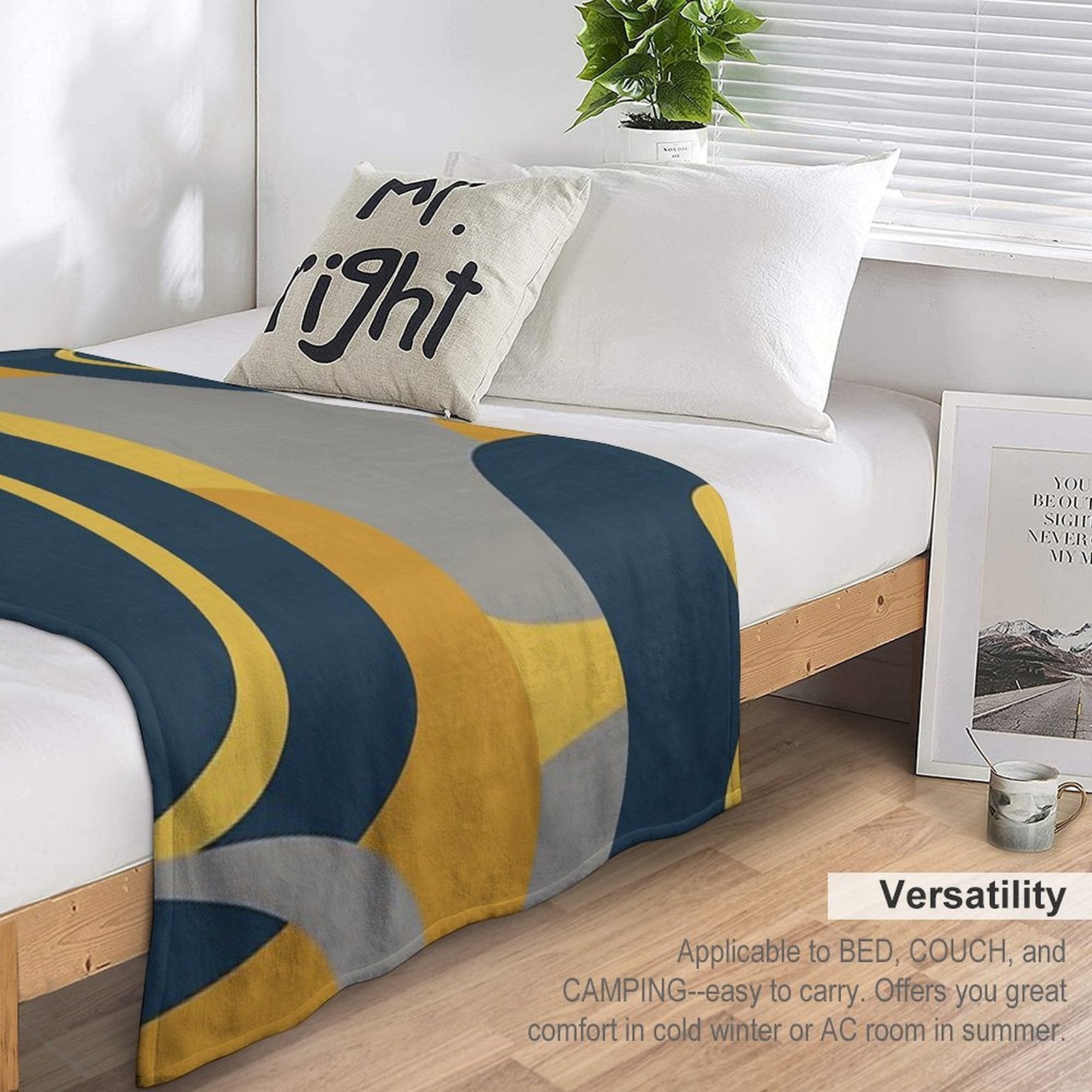 Mid Century Modern Retro Abstract Pattern in Navy Blue, Mustard Yellow, And Gray Lightweight Throw Blanket