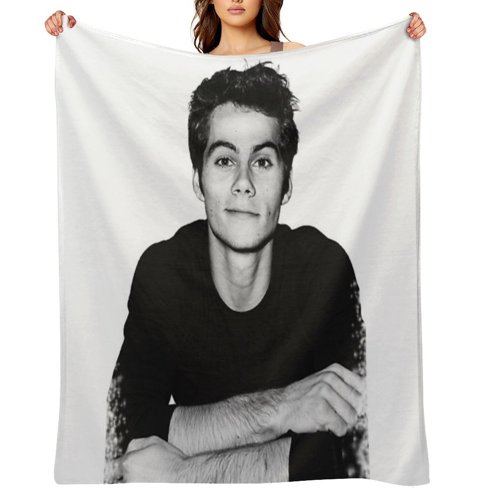 Dylan O'Brien Machine-washable Throw Blanket
