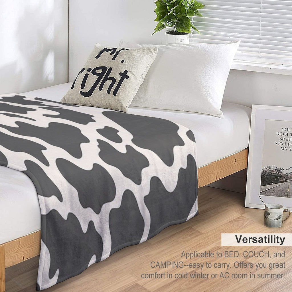 Cow Pattern. Black And White All-season Throw Blanket