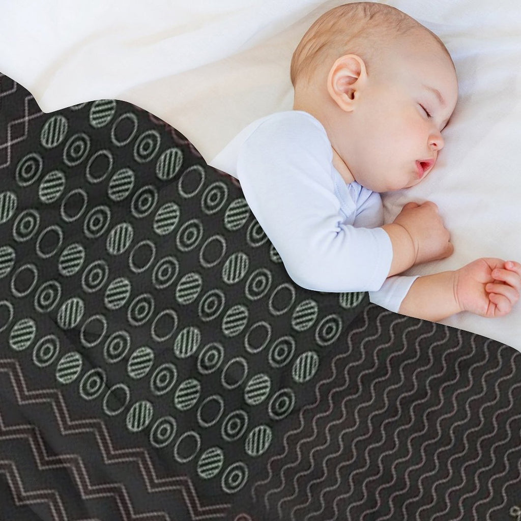 Minimalist Geometric Patterns Shrink-resistant Throw Blanket
