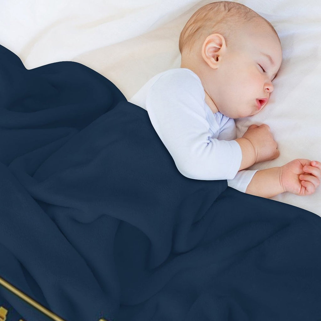 Button House Hotel & Spa Gift-ready Throw Blanket
