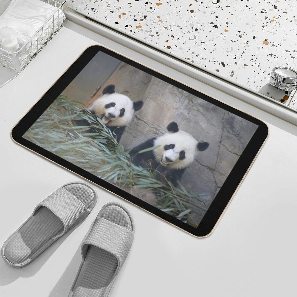 Giant Pandas Ya Lun And Xi Lun at Zoo Atlanta  Rapid-Drying Bath Mat