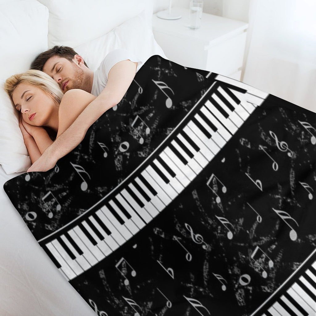 Black And White Piano Music Pattern Machine-washable Throw Blanket