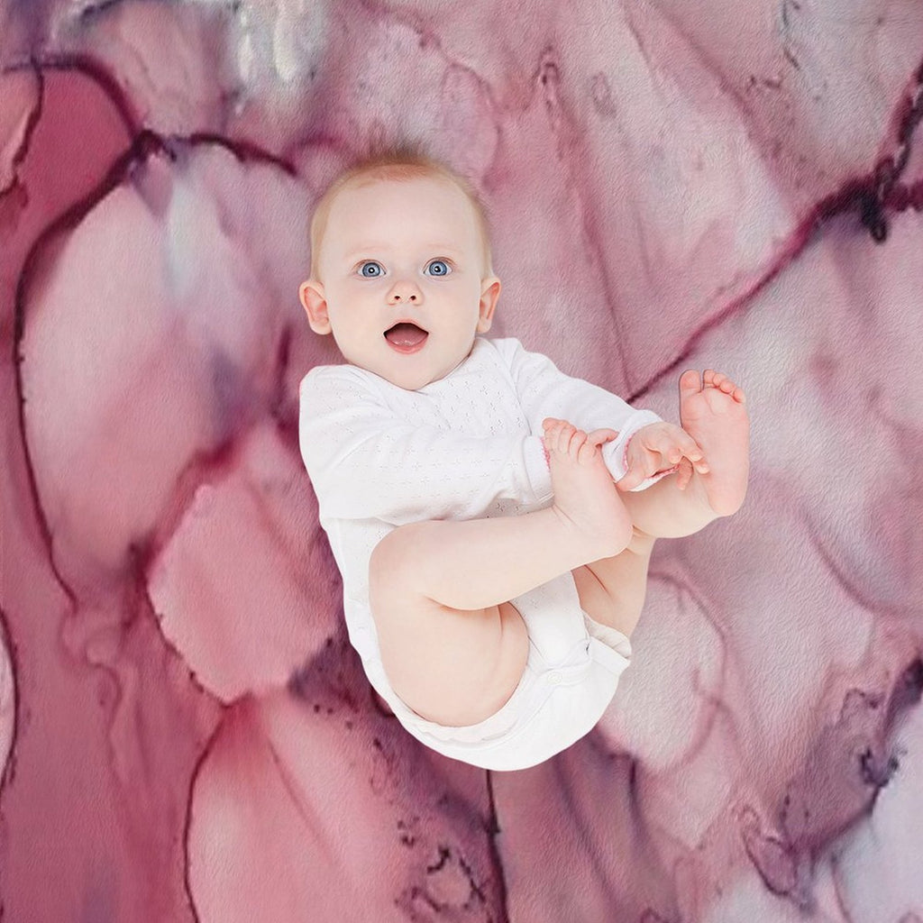Liquid Mauve Abstract Gift-ready Throw Blanket