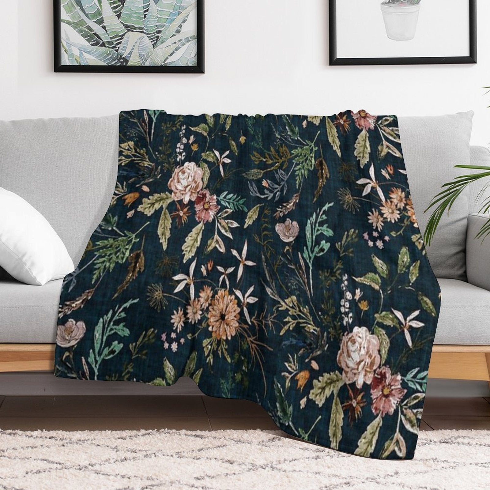Delilah (summerteal) Machine-washable Throw Blanket