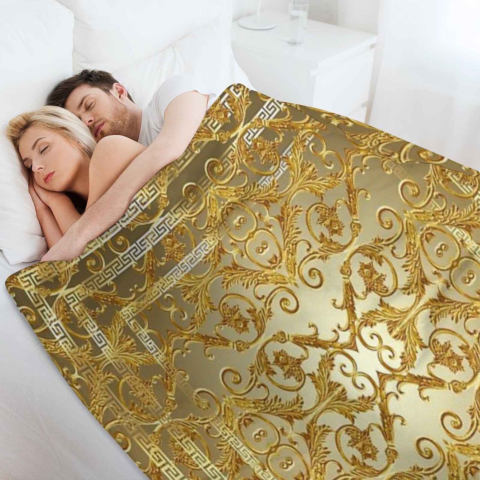 Greek Keys 4 Golden Baroque Style Shrink-resistant Throw Blanket