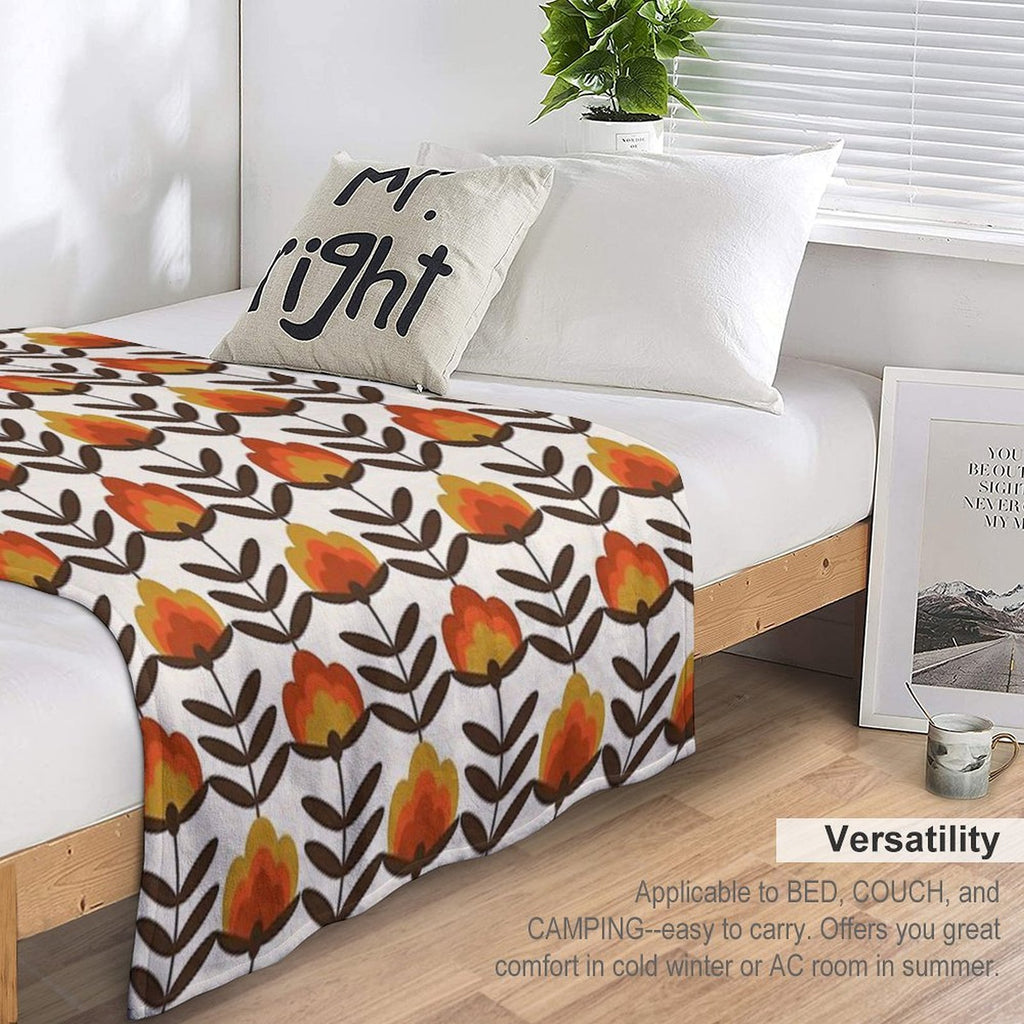 Boogie - Retro Florals Minimal Trendy 70s Style Throwback Flower Pattern Versatility Throw Blanket