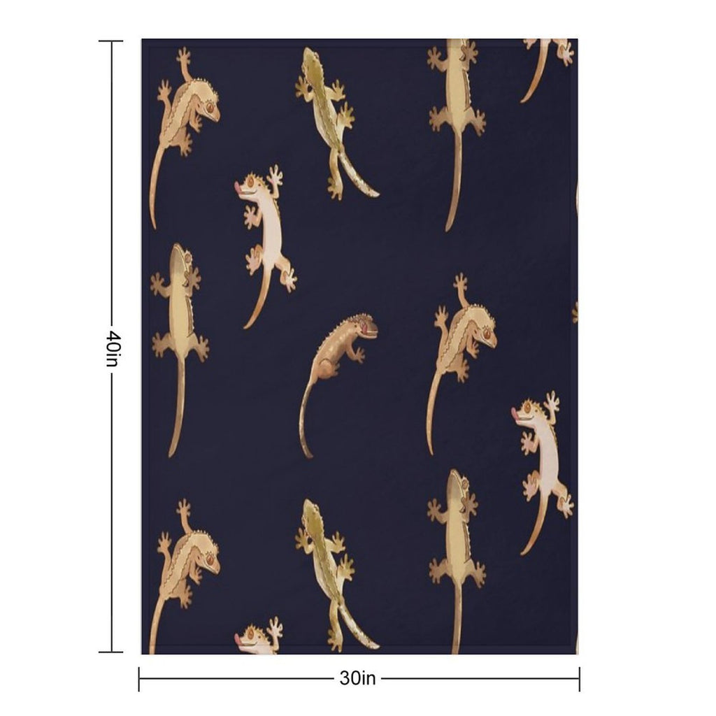 Cute Little Crested Geckos Eco-conscious Throw Blanket