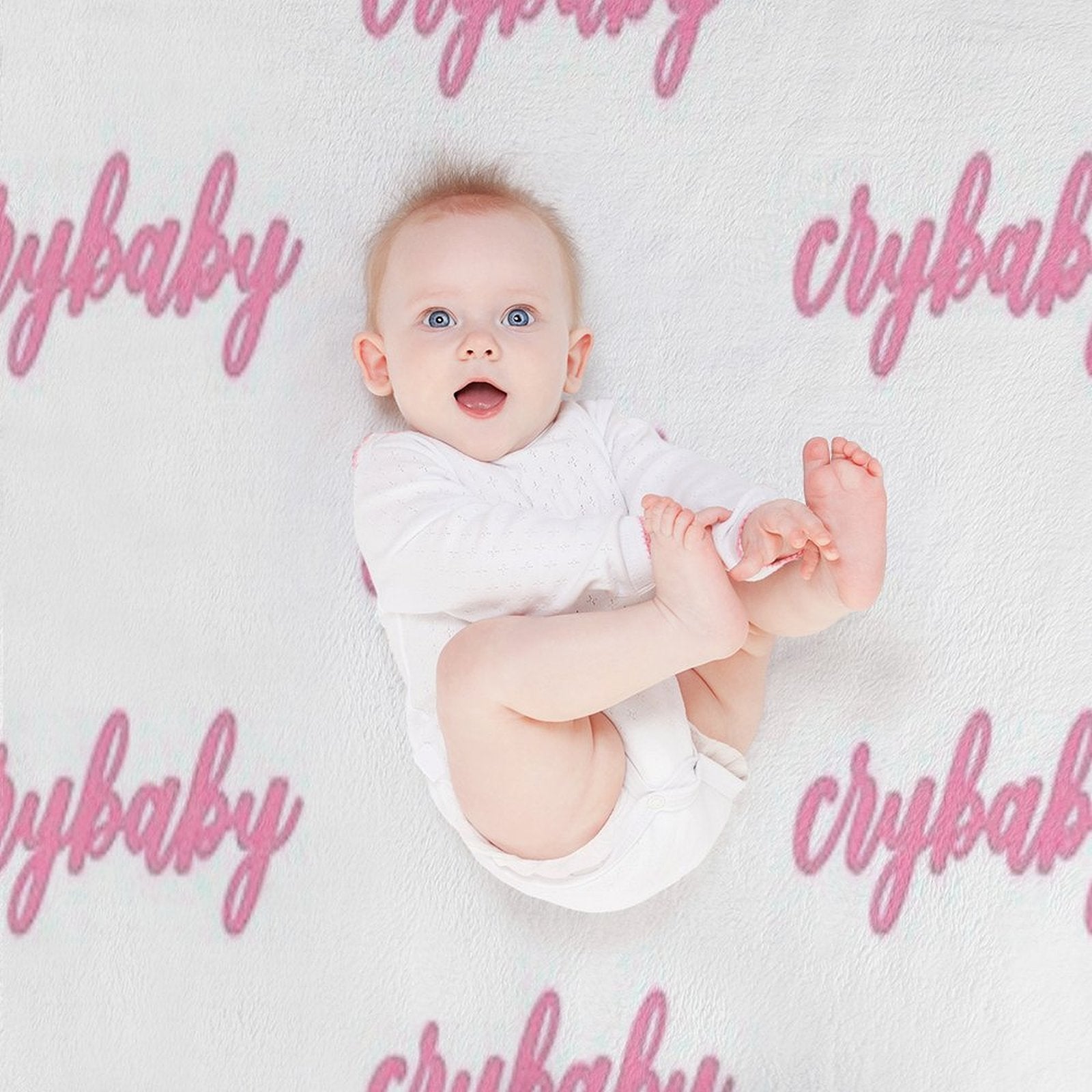 ♡crybaby♡ Compact Throw Blanket