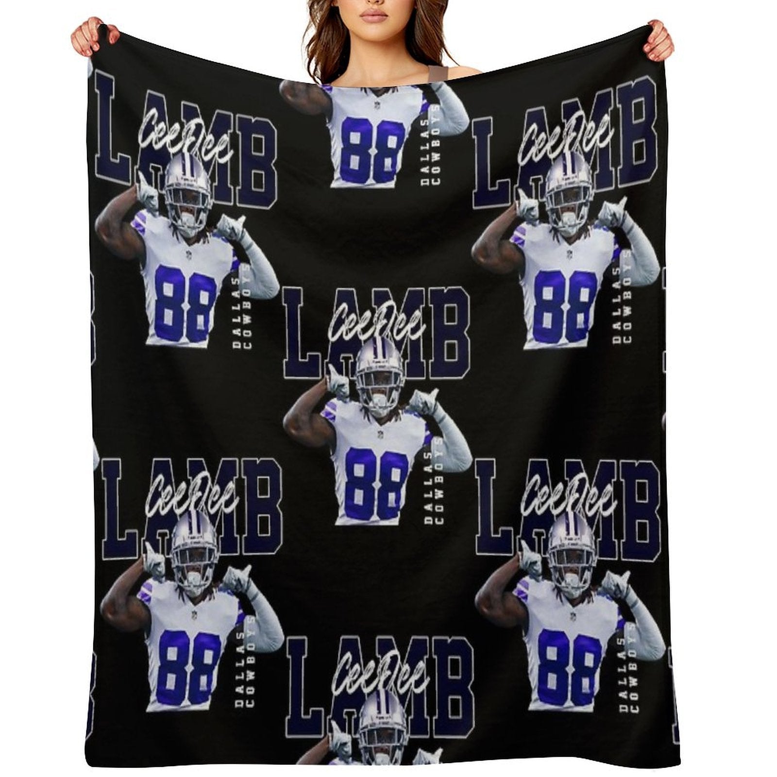 Ceedee-Lamb-DallasCowboys-Football-Players Lightweight Throw Blanket