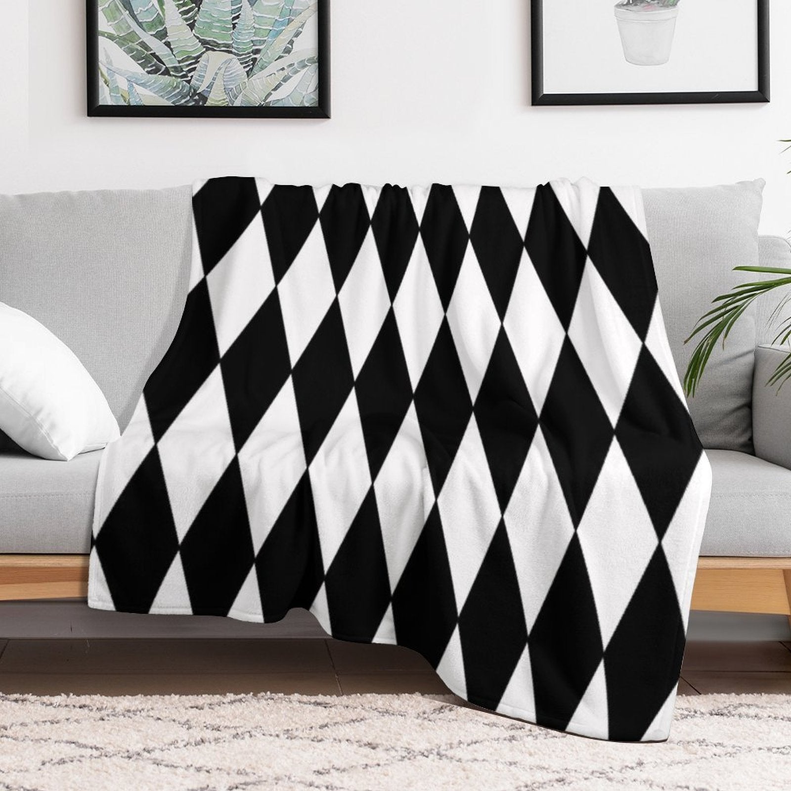 Black White Harlequin Wrinkle-free Throw Blanket