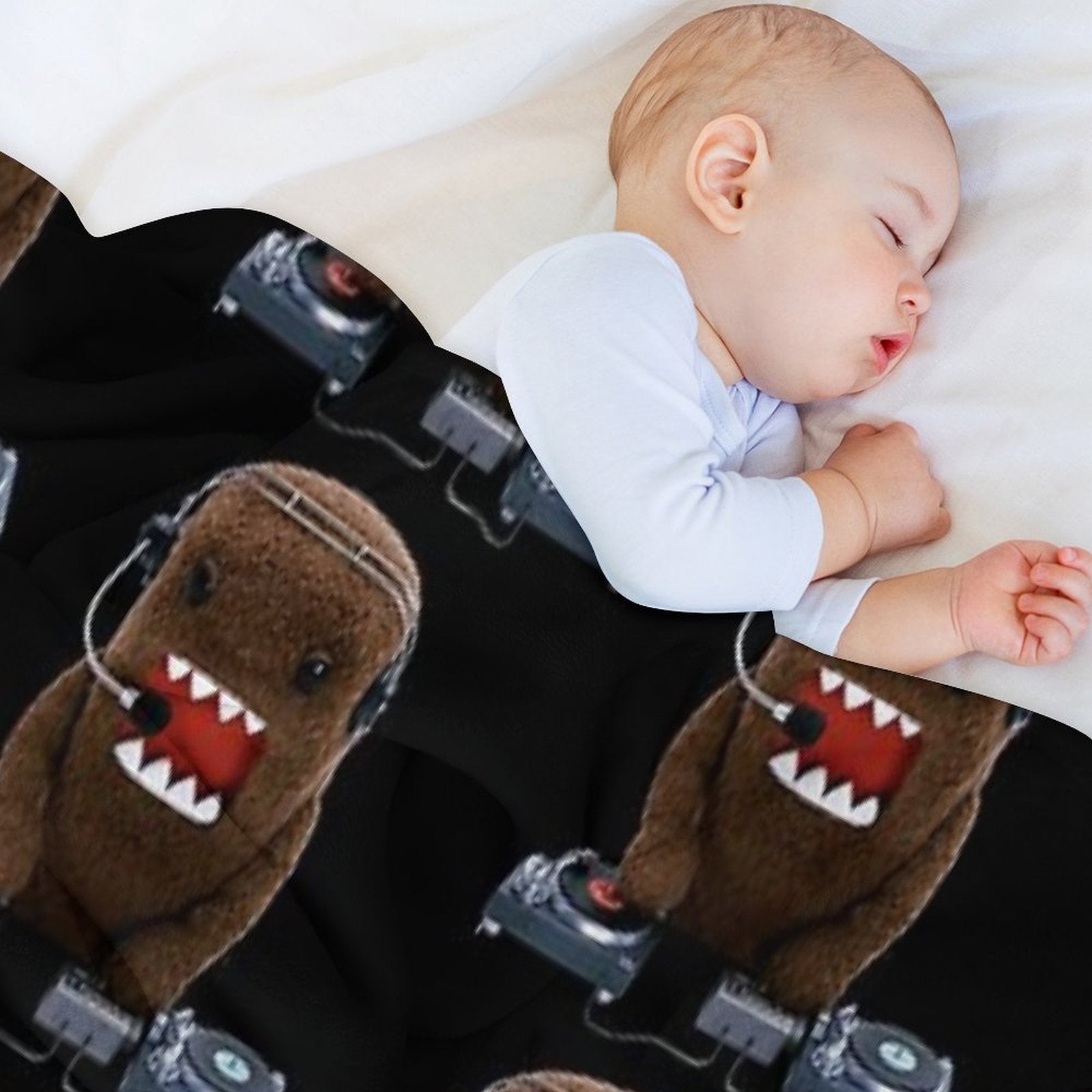 DJ Domo-kun Quick-dry Throw Blanket