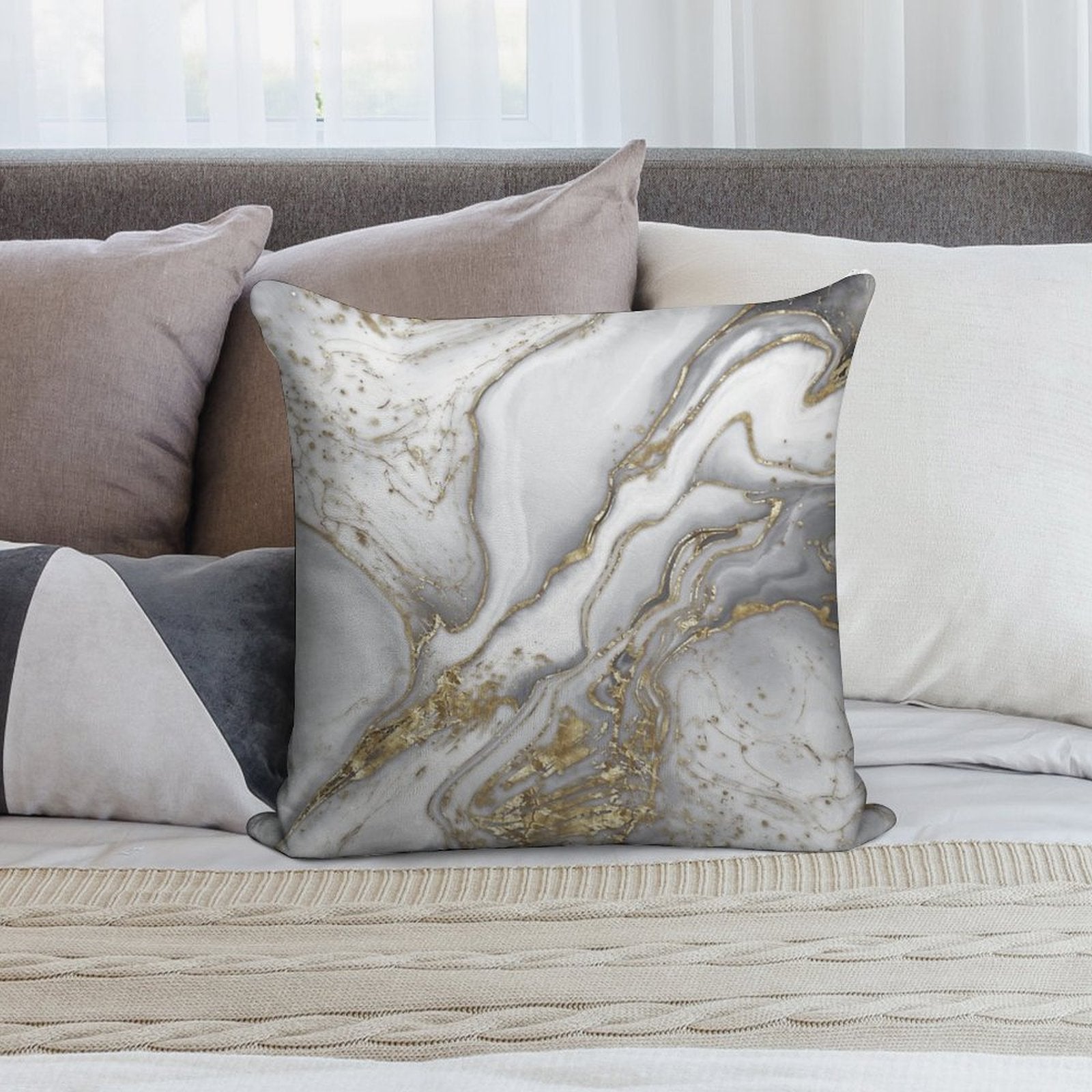 Liquid Marble - Pearl And Gold Soft Fade-Resistant Throw Pillow