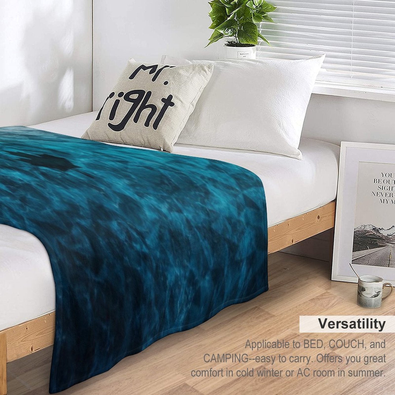 Black Ice - JTF2 [Roufxs-RB] Wrinkle-free Throw Blanket