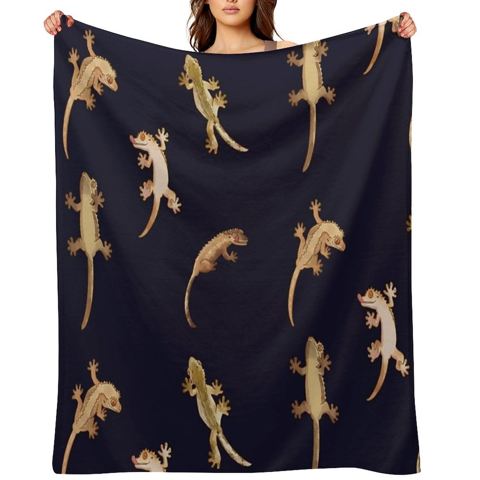 Cute Little Crested Geckos Eco-conscious Throw Blanket
