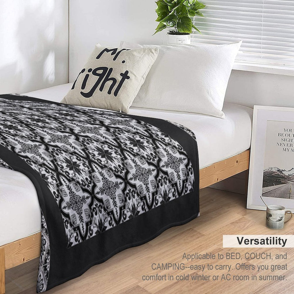 Blue And White Ceramic Tiles Pattern Durable Throw Blanket
