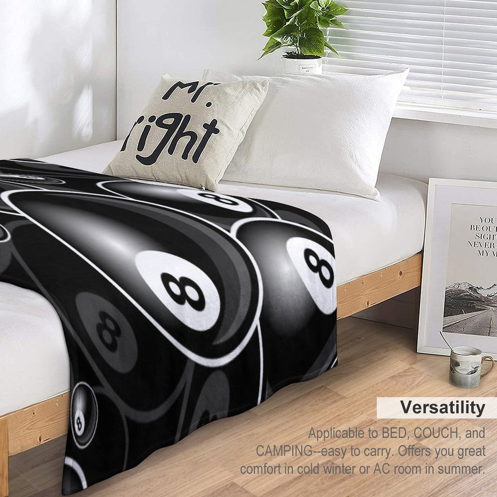 Billiards Black 8 Ball 8-Ball Black And White Comfort Throw Blanket