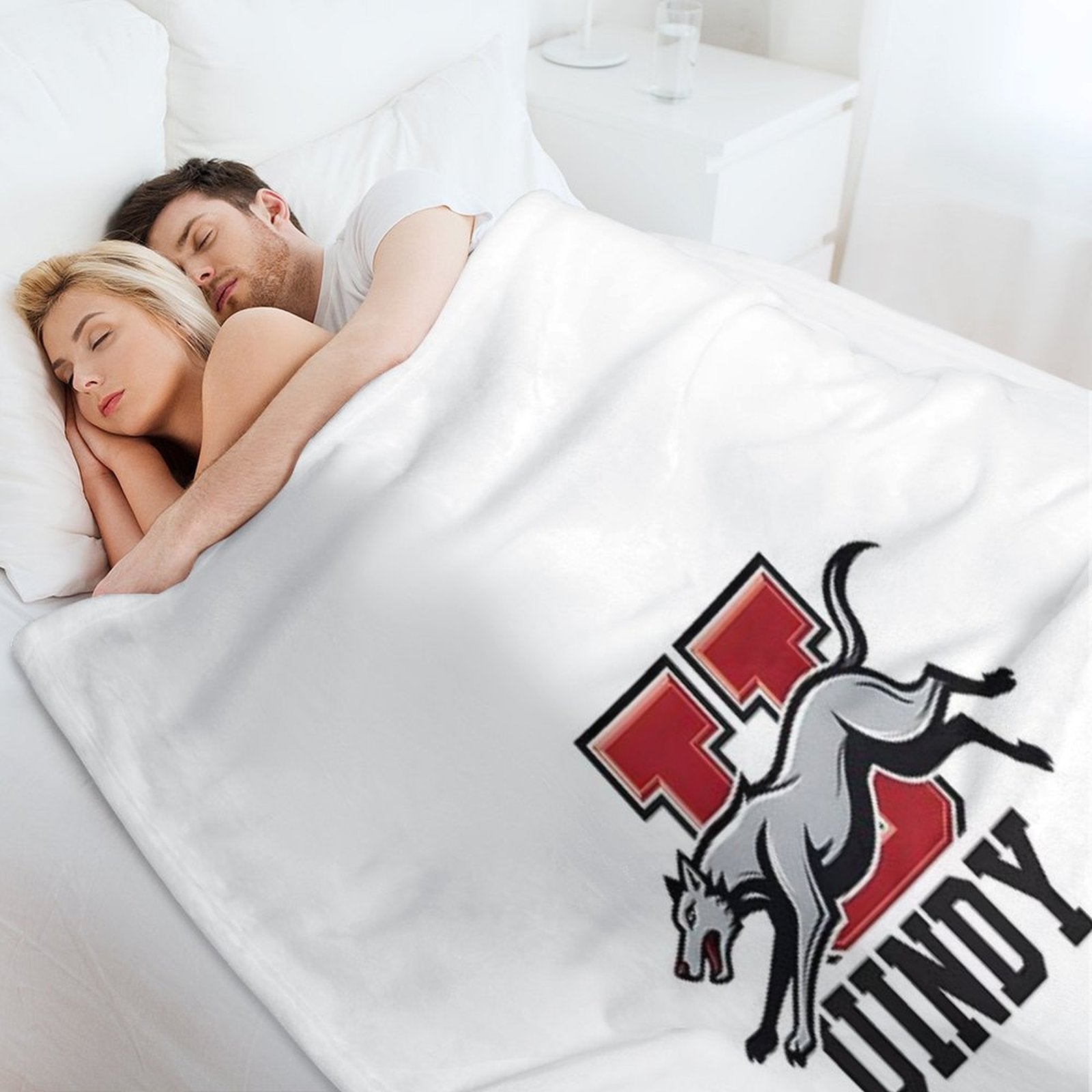Uindy Pride  University of Indianapolis Spirit All-season Throw Blanket