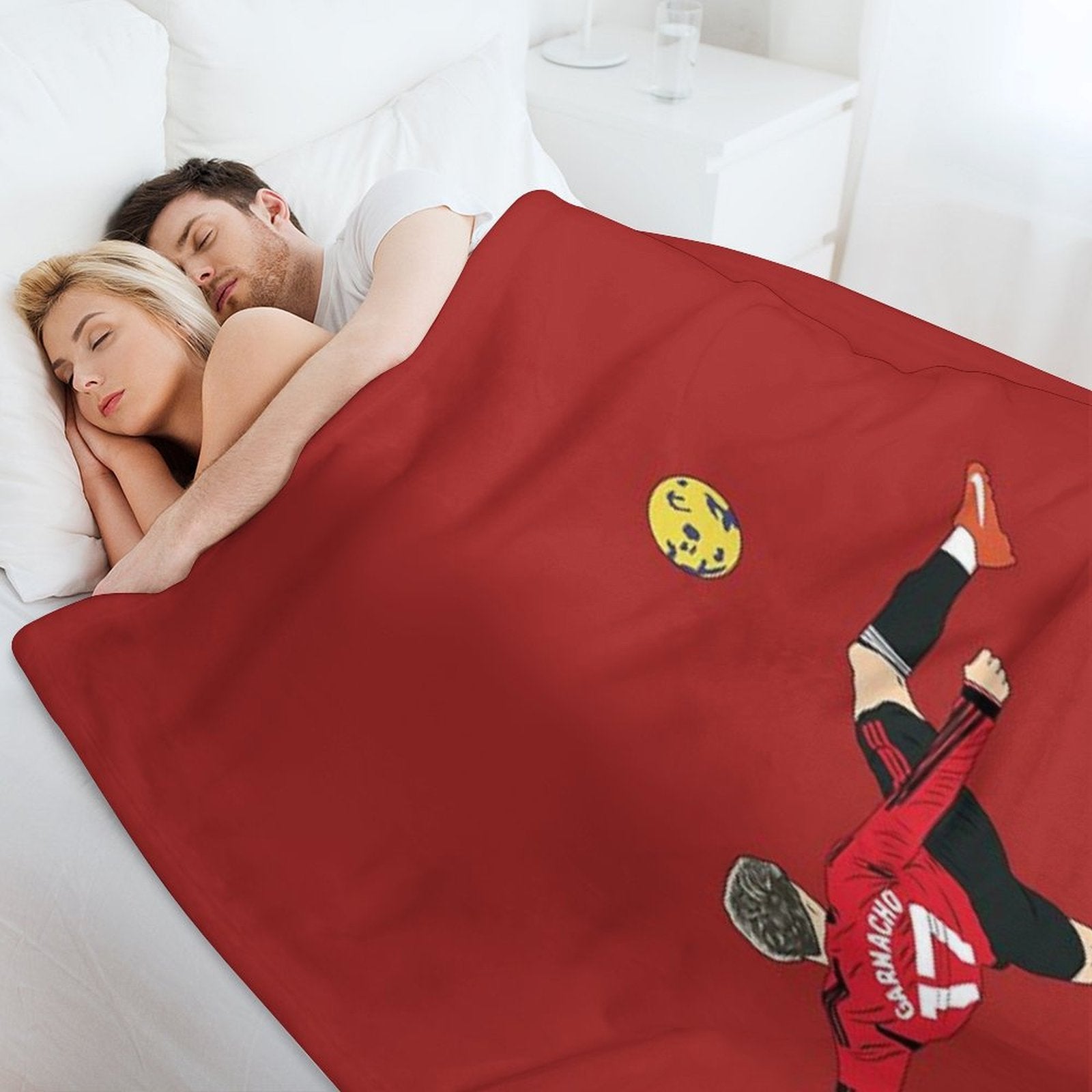 Alejandro Garnacho Bicycle Kick Overhead Goal Premium Throw Blanket