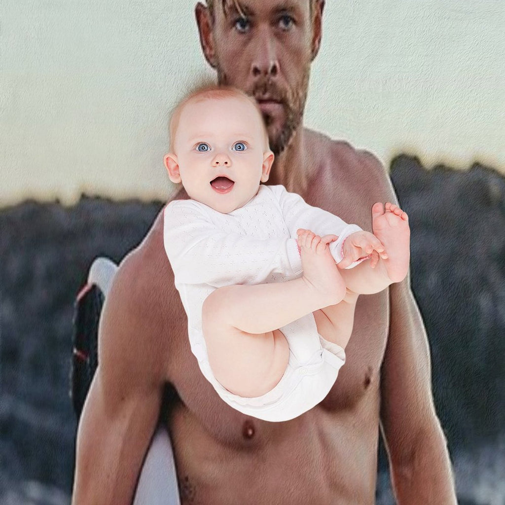 Chris Hemsworth Compact Throw Blanket