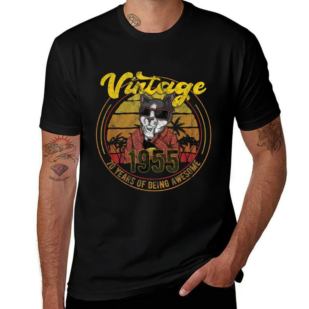 70 Year Old Gifts Vintage Cat Lover 1955 70th Birthday  High-quality Stitching T-Shirt