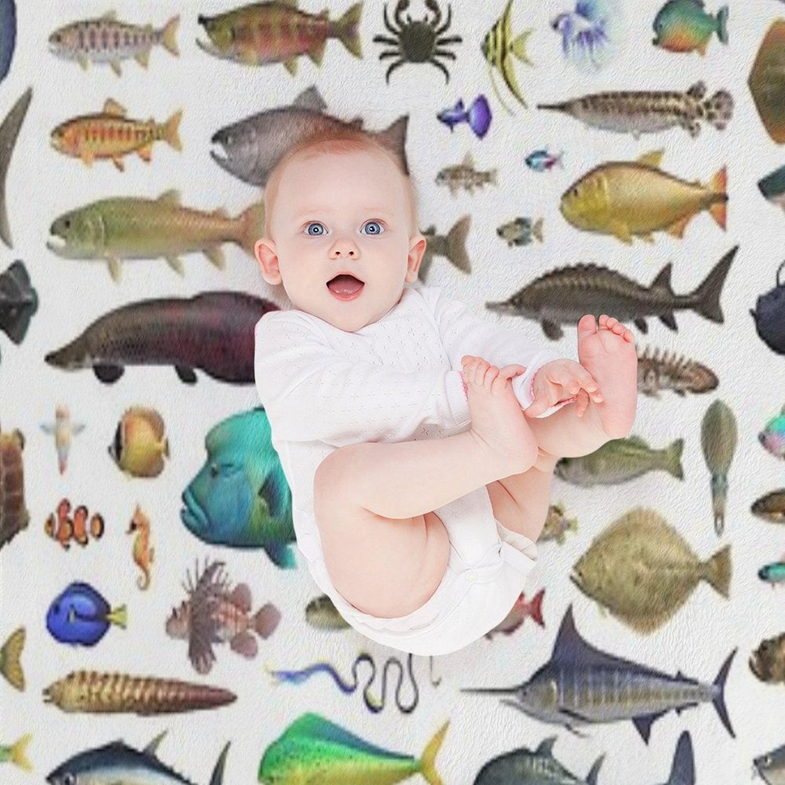 ALL FISH N STUFF Critterpedia Wrinkle-free Throw Blanket