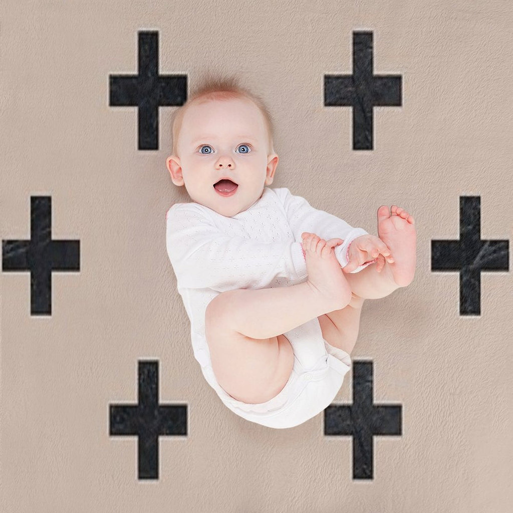 Beige And Black Textured Swiss Cross Pattern Lightweight Throw Blanket