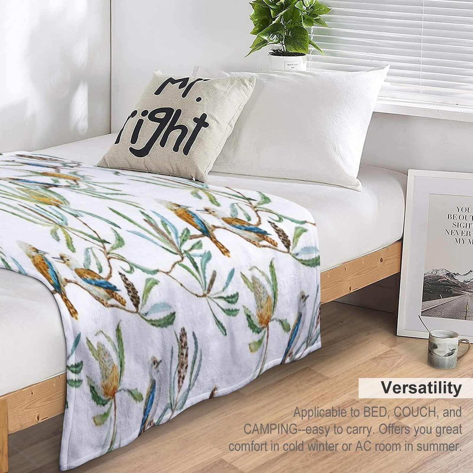 Australian Kookaburras, Waratah Flowers,  Leaves Pattern Plush Throw Blanket