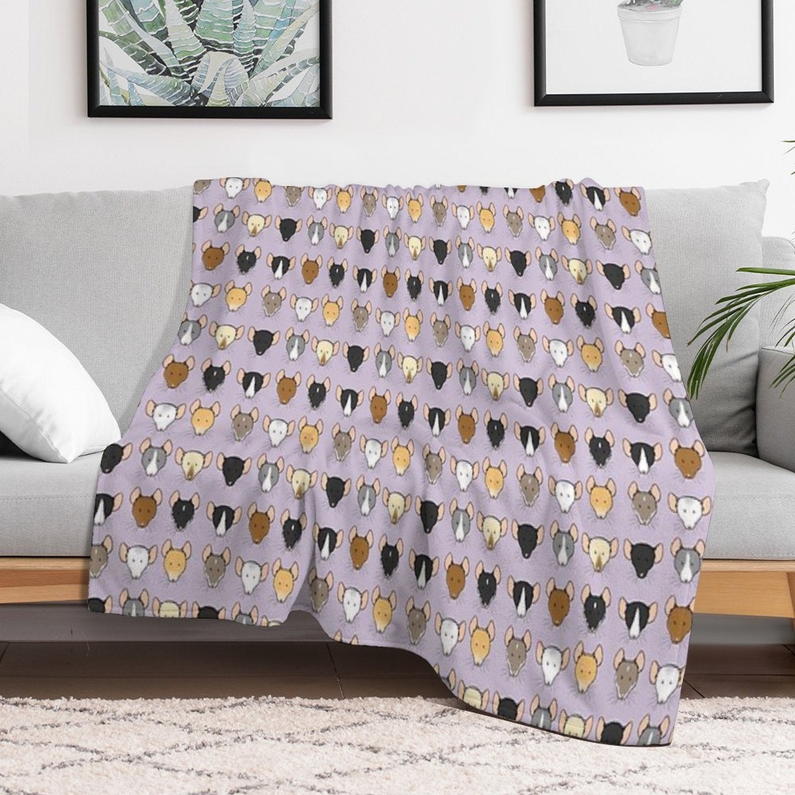 Ratty Faces Lightweight Throw Blanket