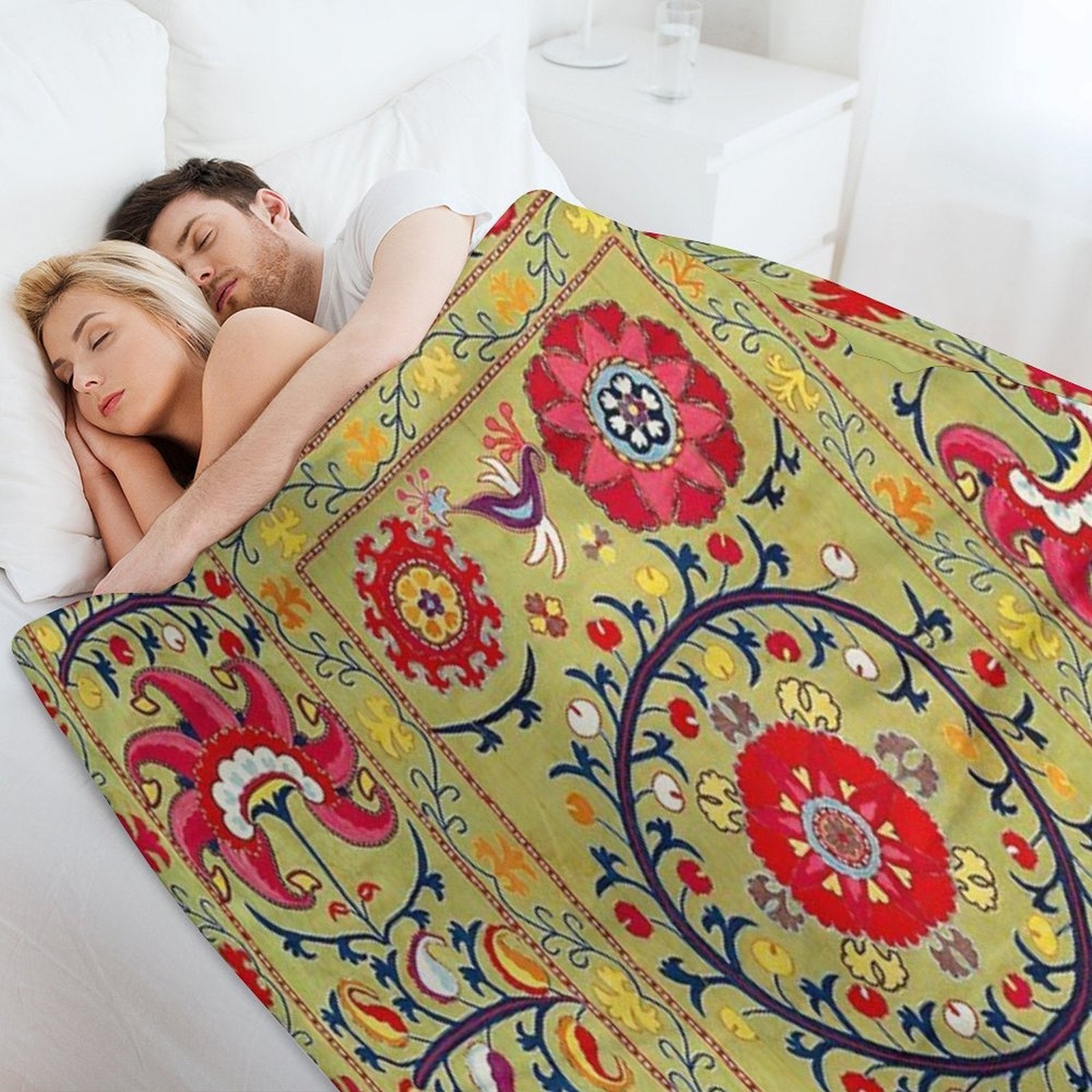 Lakai Suzani Uzbekistan Floral Embroidery Print Travel-friendly Throw Blanket
