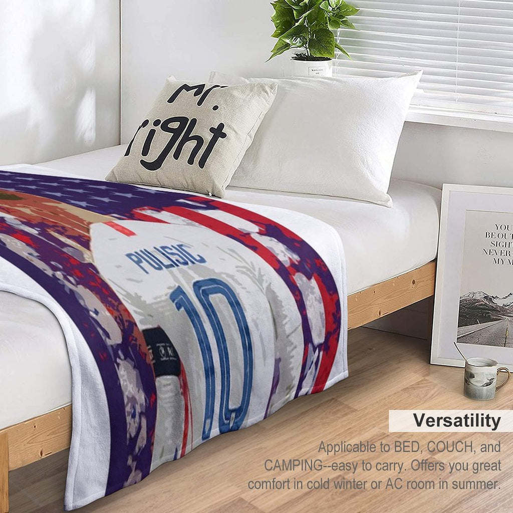 Christian Pulisic USA Poster Velvety-soft Throw Blanket