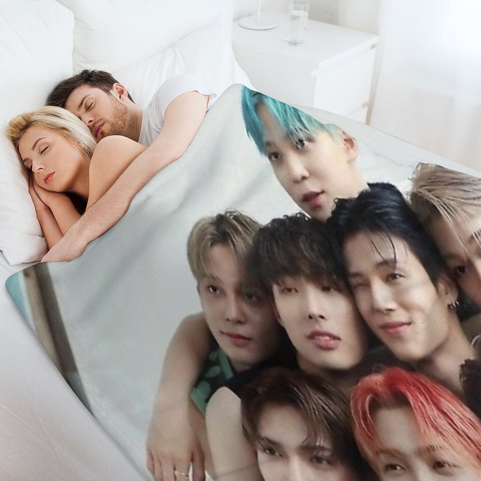 Ateez Comfort Throw Blanket