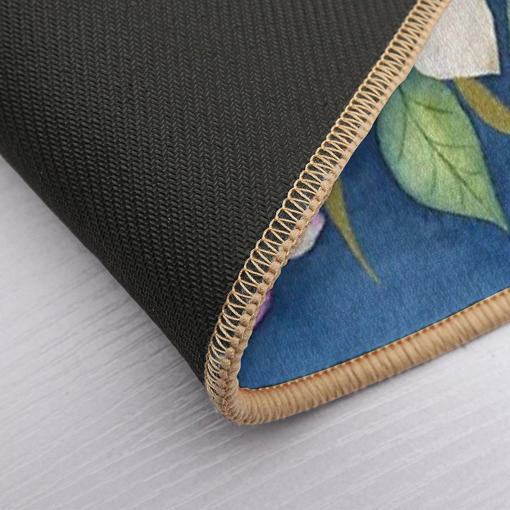 Magnolia  Anti-Trip Bath Mat