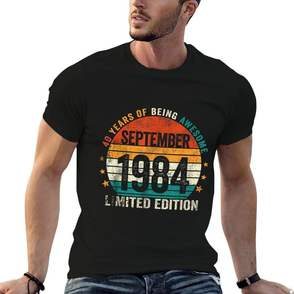 Retro 40 Years Old September 1984 Vintage 40th Birthday Men  Lightweight T-Shirt