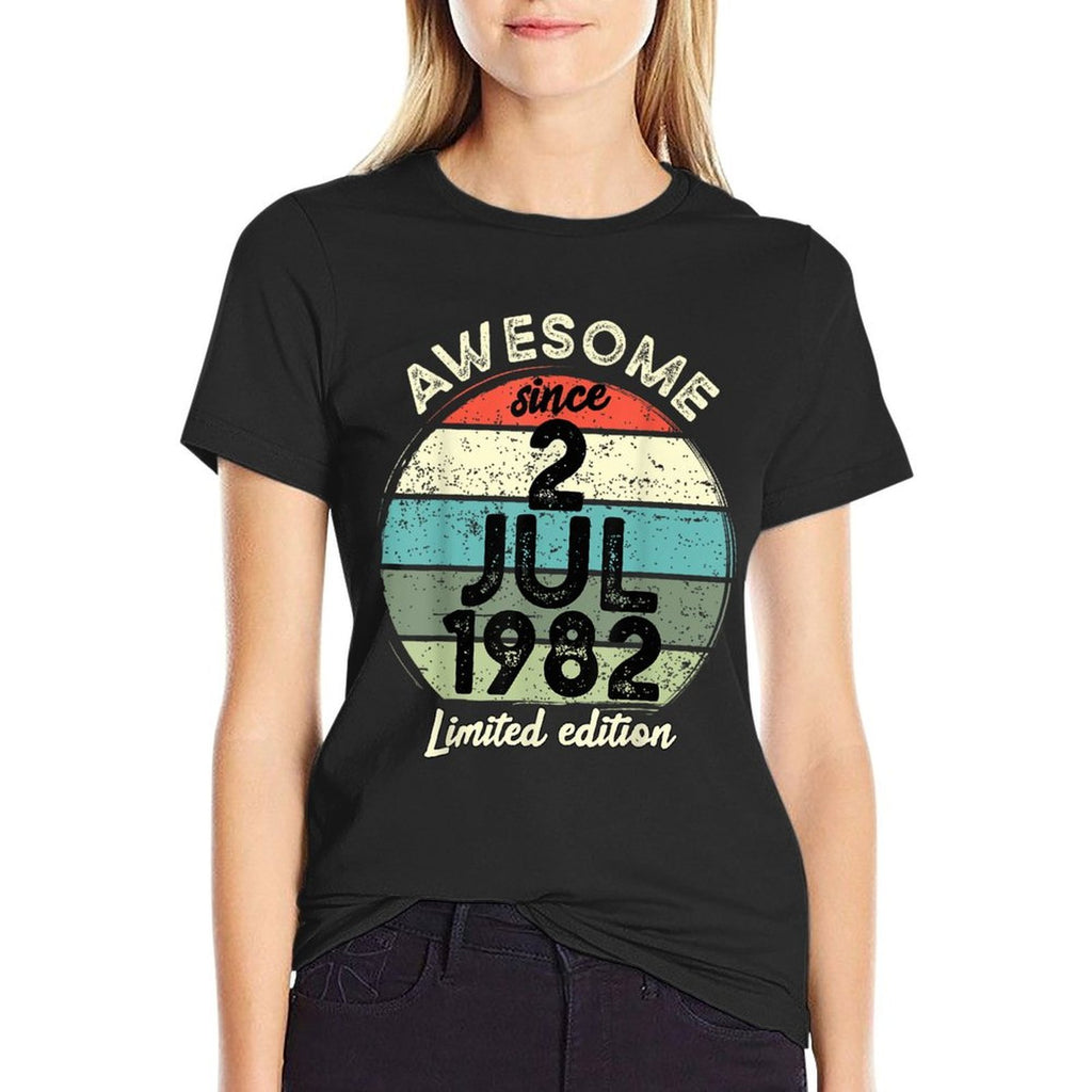 40 Year Old Birthday 2 July 1982 40th Birthday Comfortable T-Shirt