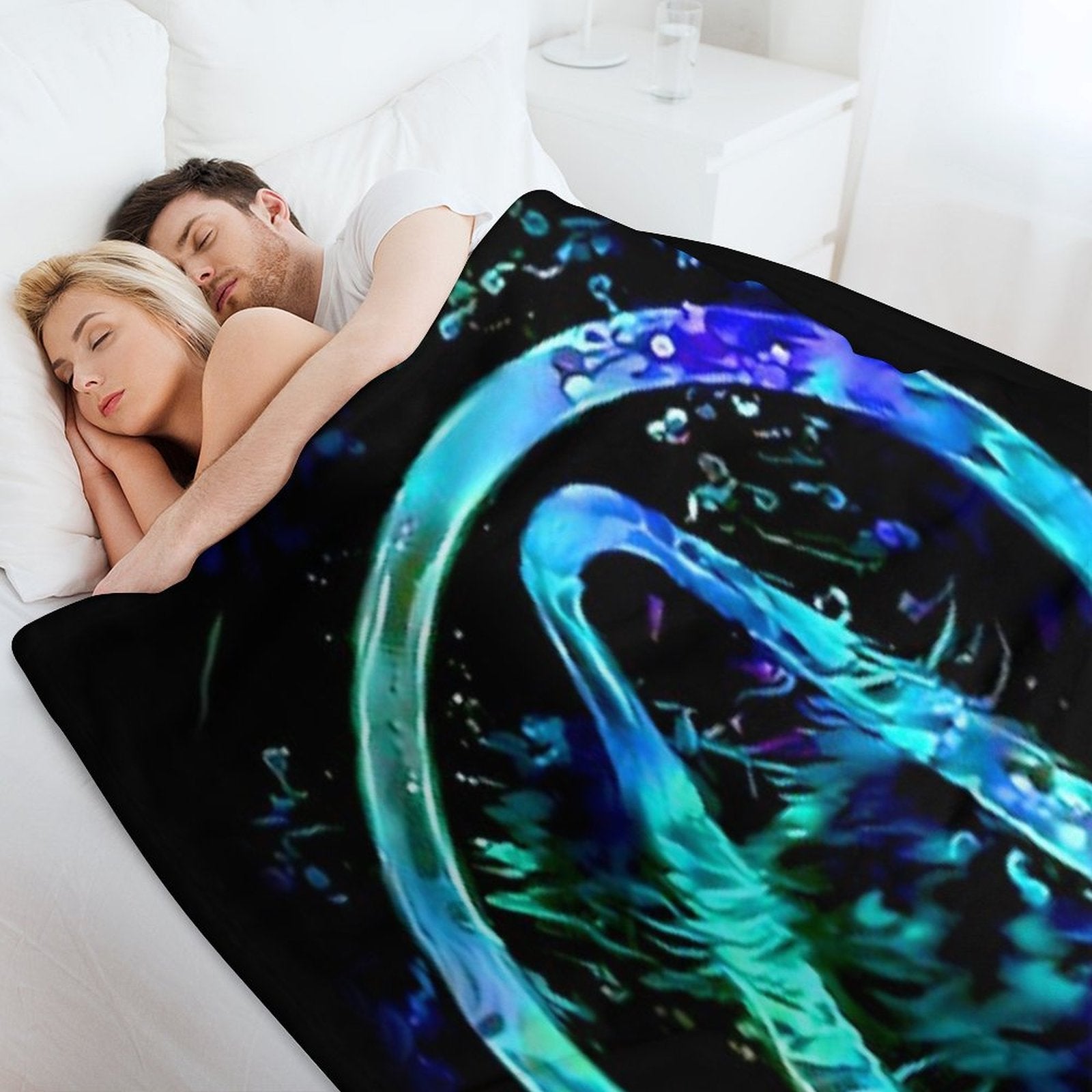 Black Light Vault Hunter Comfort Throw Blanket