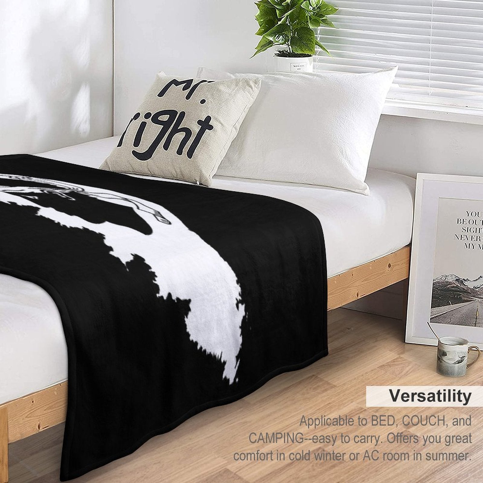 Corsica (Corse) Map, France, French Region. Lightweight Throw Blanket