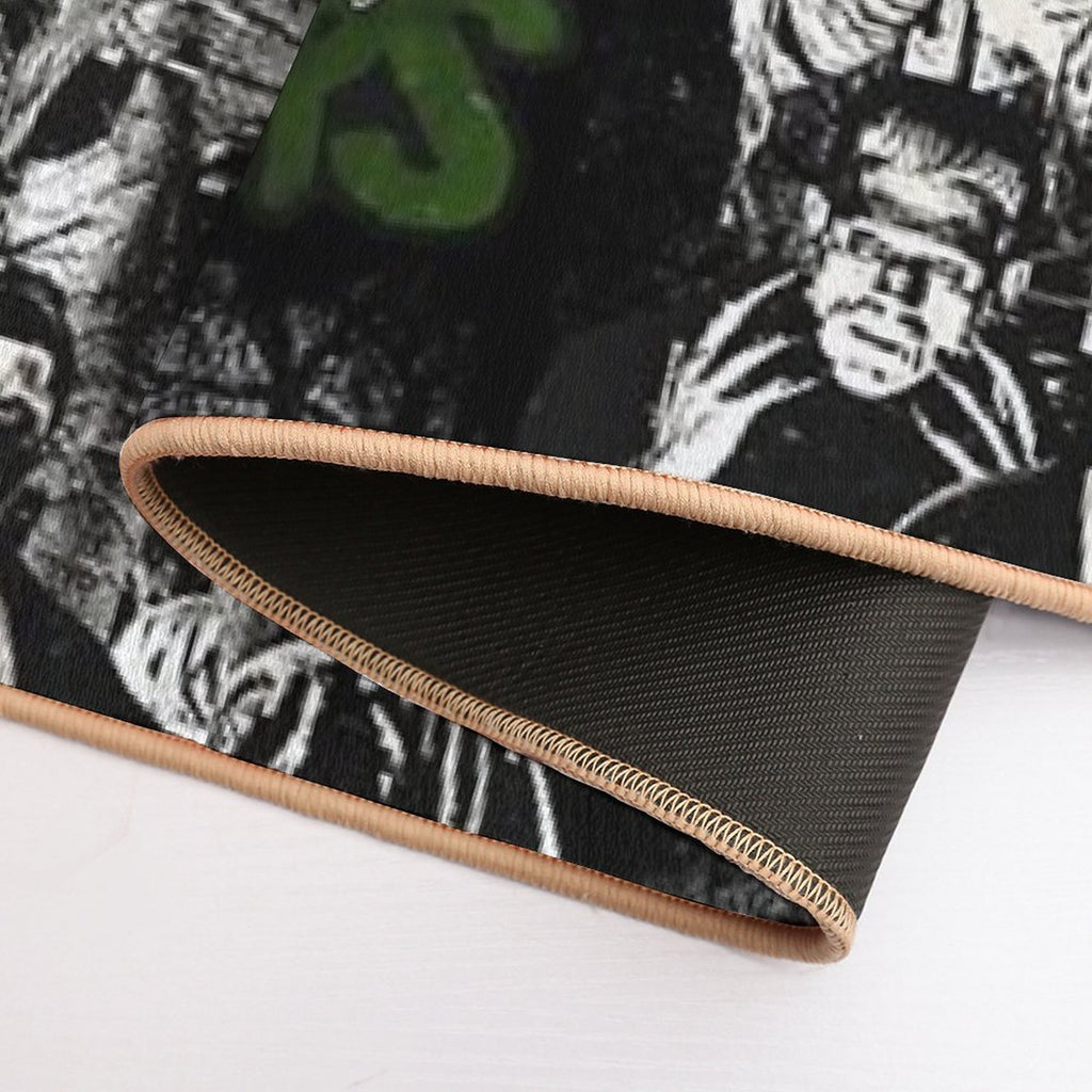 CLASSIC MONSTERS  Dirt-Trapping Bath Mat