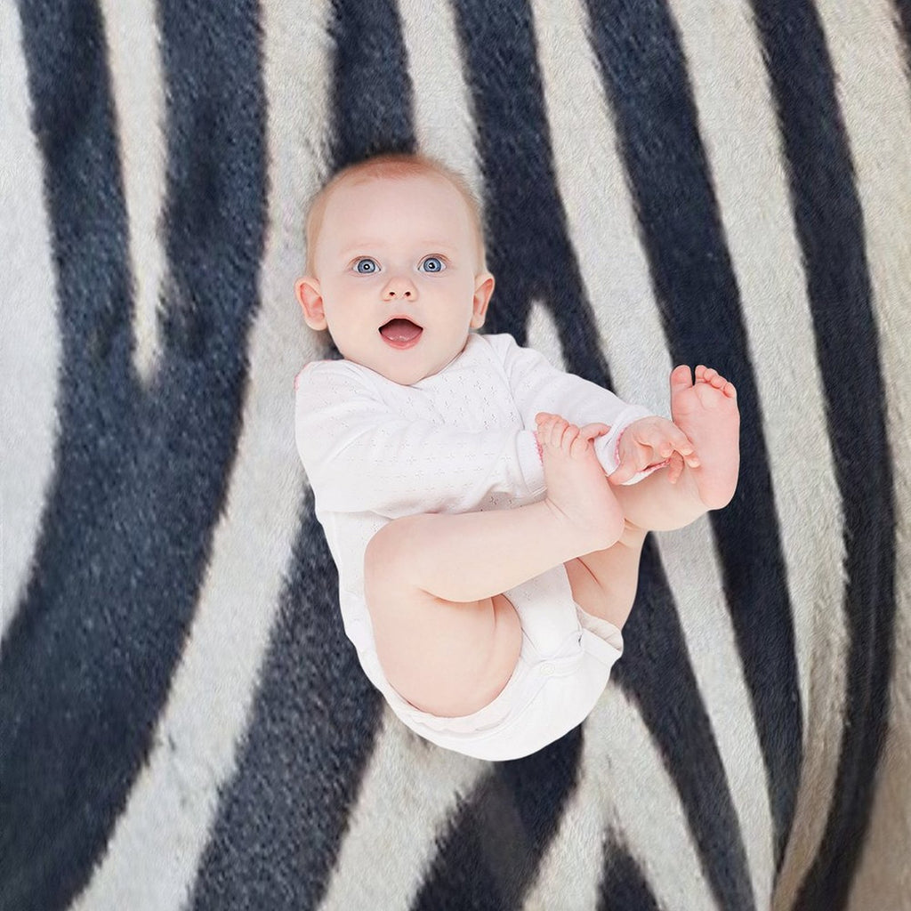 Zebra Shrink-resistant Throw Blanket